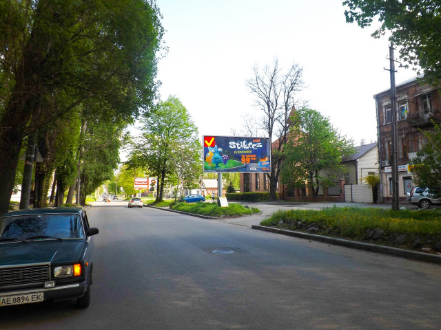Щит 6x3,  вул.Володимира Антоновича, 73 – вул.Надії Алексеенко