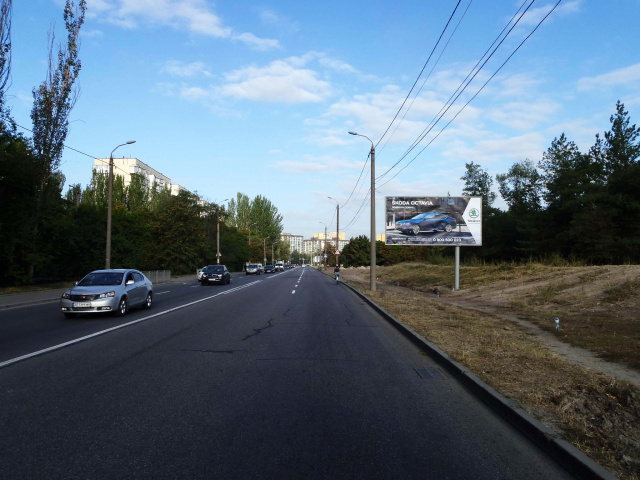 Щит 6x3,  вул.Набережна Перемоги, 134, до центру
