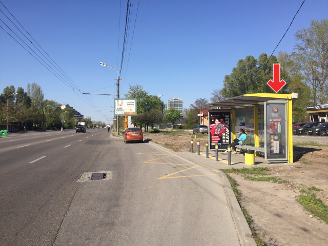 Зупинка 0.75x2,  Вул.Набережна Перемоги, навпроти буд.40А