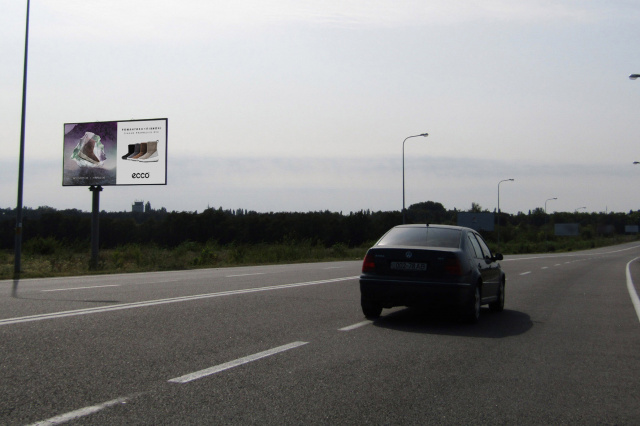 Щит 6x3,  вул.Яснополянська – дорога з Аеропорту, 300 м від перехрестя.