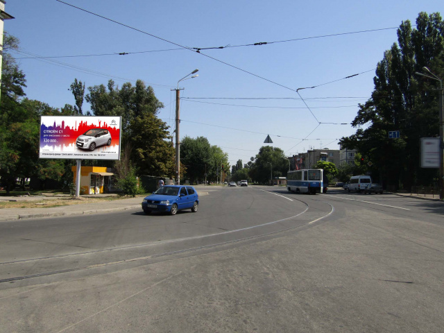 Щит 6x3,  вул.Панаса Мирного – пр.Свободи, (Перехрестя)