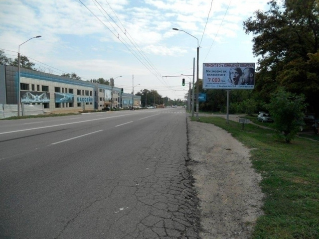 Щит 6x3,  вул.Запорізьке шосе, 74, виїзд з міста, світлофор