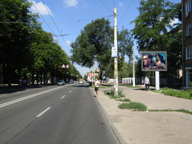 Скролл 3.14x2.32,  вул.Титова, 2