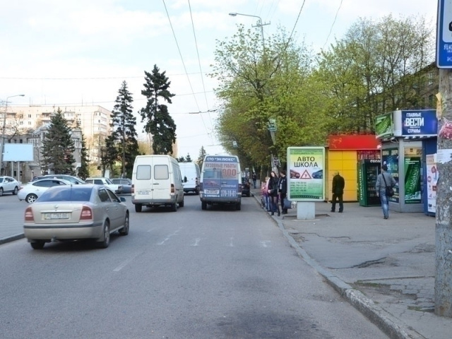 Сітілайт 1.2x1.8,  пр.Науки, 175, зупинка громадського транспорту