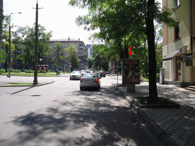Сітілайт 1.2x1.8,  вул.С.Єфремова, 1, біля пр.Д.Яворницького