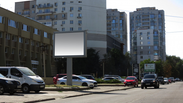 Беклайт 3.14x2.32,  вул.Ливарна, 15 – вул.Січеславська Набережна, від Фестивального причалу, муз. училище, в центр