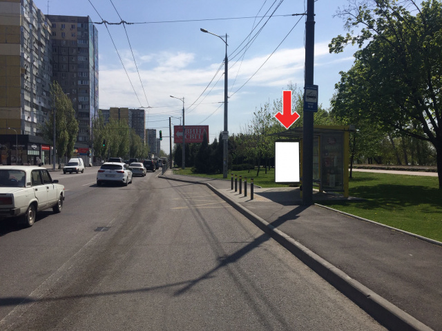 Зупинка 1.18x1.98,  Вул.Маршала Малиновського, навпроти буд.6