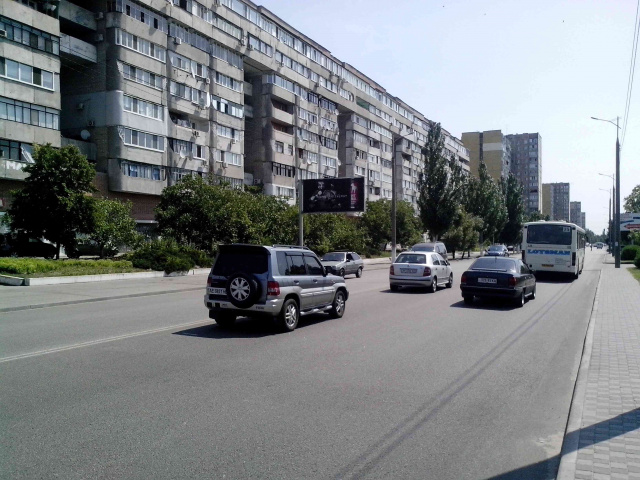 Щит 6x3,  вул.Сонячна Набережна, 6