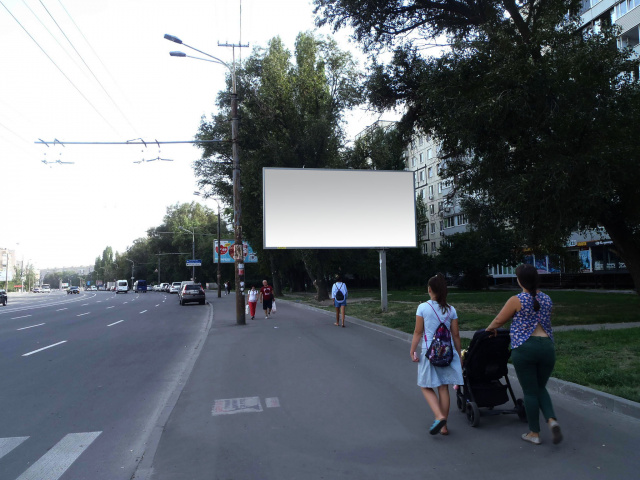 Щит 6x3,  пр.Героїв, 12