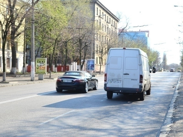 Сітілайт 1.2x1.8,  пр.Науки, 65 р-н ул.Телевізійна, салон магазин Біс