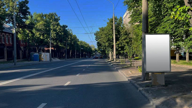 Сітілайт 1.2x1.8,  пр.Науки, 65 р-н ул.Телевізійна, салон магазин Біс