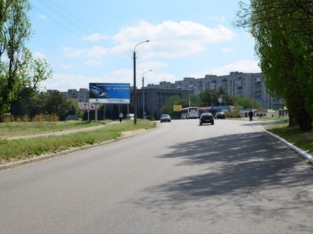 Щит 6x3,  вул.20-річчя Перемоги, ж-м Придніпровськ (навпроти АЗС), з центру