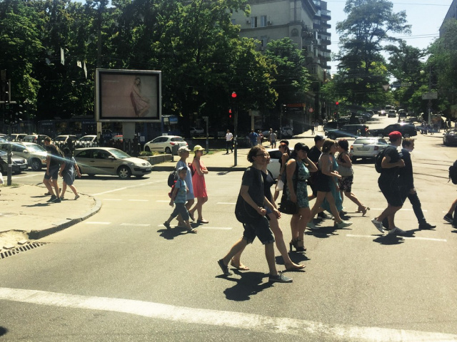 Скролл 4x3,  пр.Д.Яворницького – вул.М.Грушевського