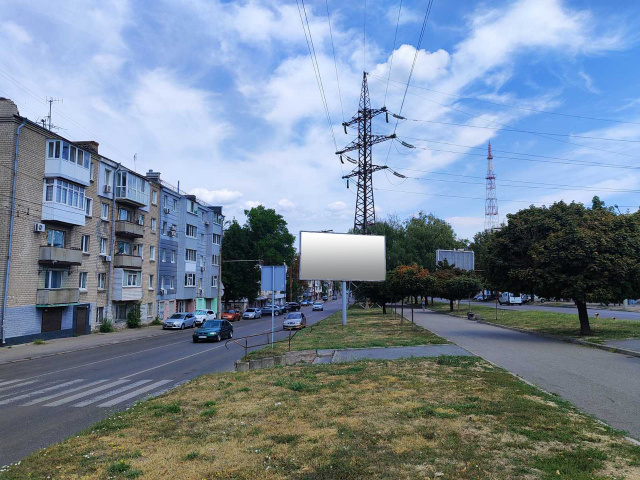 Щит 6x3,  пр.Олександра Поля, напрямок до пр.Дмитра Яврницького (автодорожній технікум)