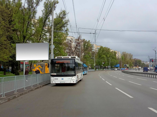 Щит 6x3,  пр.Героїв, 12 (ринок "Кодак")