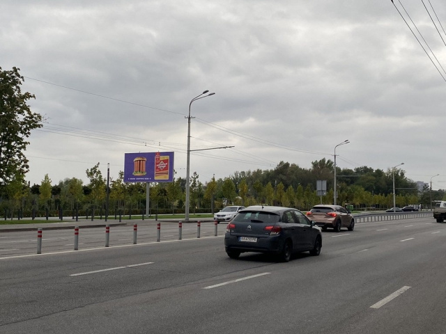 Щит 6x3,  вул. Набережна Перемоги – ресторан Якір, сквер Прибережний