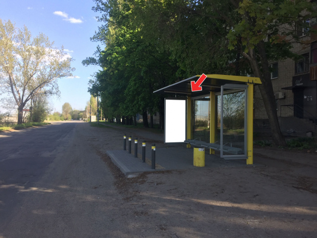 Зупинка 0.98x1.98,  Вул.Передова, біля буд.677