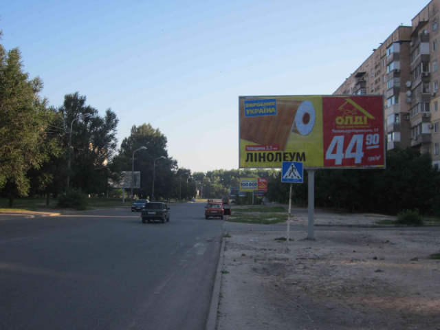 Щит 6x3,  ул.Метробудівська, 2
