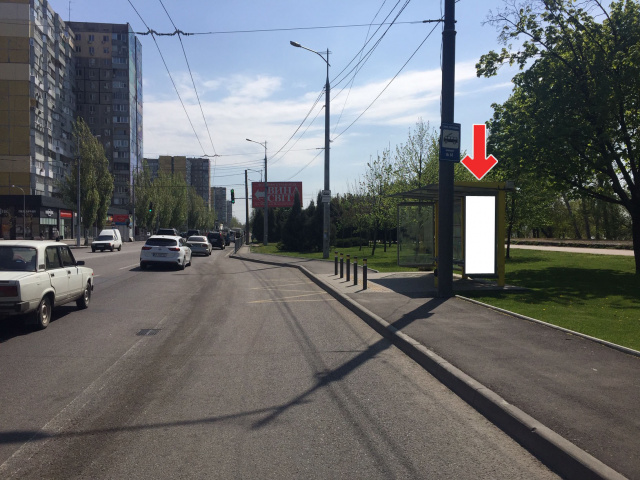 Зупинка 0.75x2,  Вул.Маршала Малиновського, навпроти буд.6