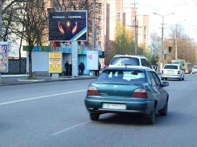 Сітілайт 1.2x1.8,  пр.Науки, 26 – вул.Телевізійна, р-н зупинки