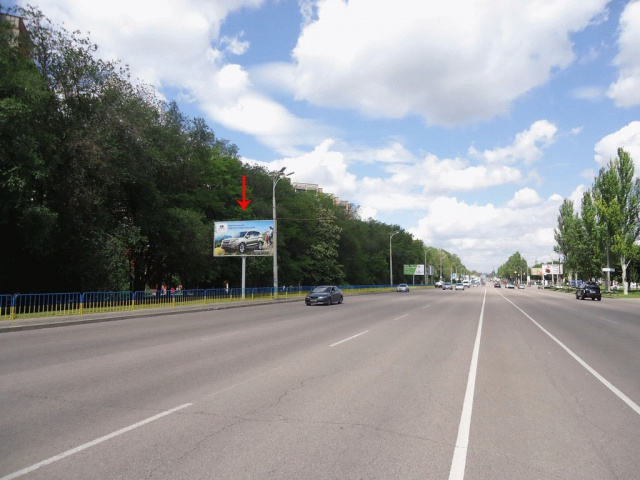 Щит 6x3,  Запорізьке шосе, навпроти автосалону Тойота та МЦ "Biennale"