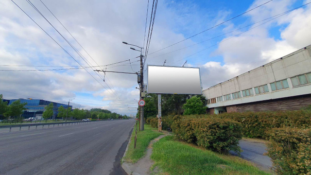 Призма 6x3,  вул. Набережна Перемоги, 38 (магазин "Інтертоп"), призма