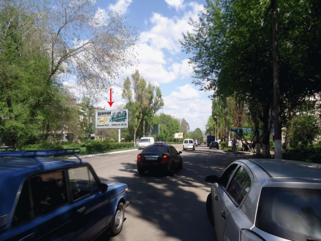 Щит 6x3,  Вул.М. Грушевського, 14а в центр
