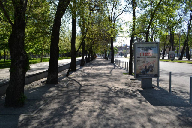 Сітілайт 1.2x1.8,  пр.Лесі Українки (пр.Пушкіна), на тротуарі, від вул.А.Фабра до пр.Олександра Поля – 2-