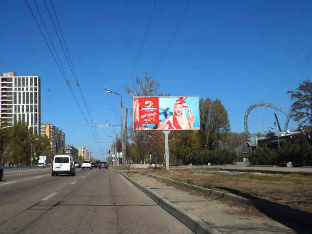 Щит 6x3,  вул. Набережна Перемоги (СК "Восход")