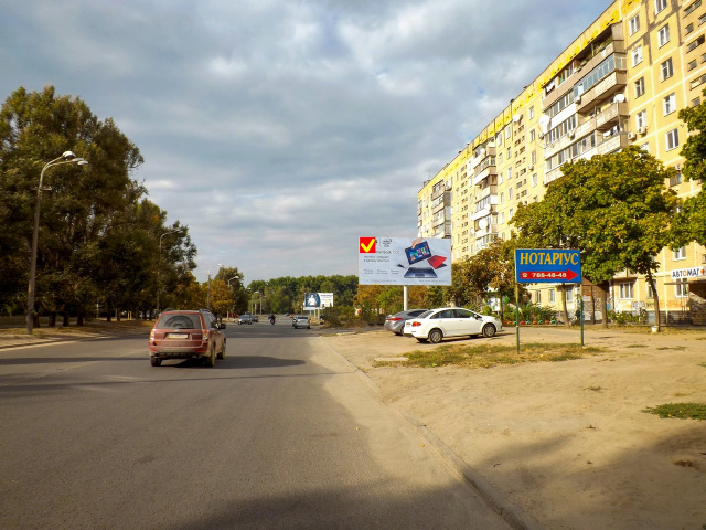 Щит 6x3,  вул.Метробудівська, 3, автомагазин