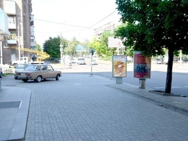 Сітілайт 1.2x1.8,  пр.Олександра Поля, 12 (маг. Інтертоп) пішохідний перехід