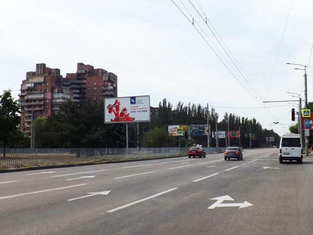 Щит 6x3,  вул.Наб.Заводська – вул.Панаса Мирного, ж/м Червоний Камінь, Парус