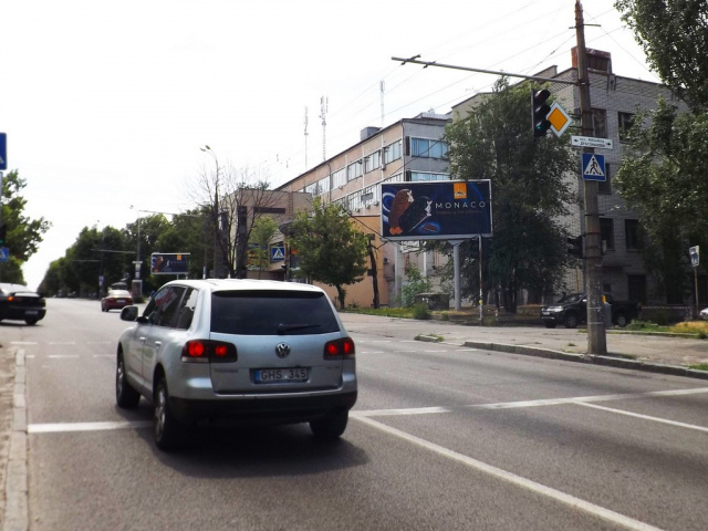 Призма 6x3,  пр.Олександра Поля – вул.М.Драгоманова