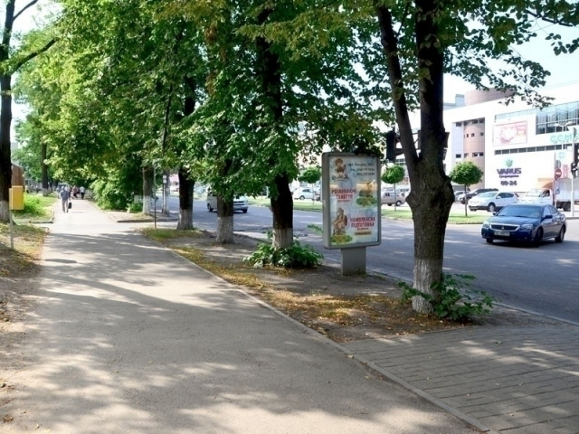 Сітілайт 1.2x1.8,  вул.Незалежності, 27 – вул.Алана Шепарда (вул.Суворова), "АТБ-маркет", ТРЦ "Апполо", Льодовий палац спорту, стадіон Метеор