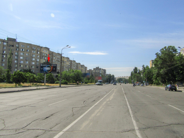 Щит 6x3,  пр.Героїв, (Через дорогу від будинку №12)