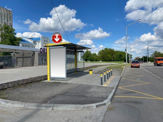 Зупинка 1.17x1.95,  Вул.Панікахи, 2, перед виїздом на Запорізьке шосе