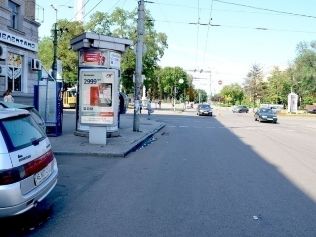 Сітілайт 1.2x1.8,  пр.Лесі Українки (пр.Пушкіна), 25-27, перехрестя пр.Олександра Поля і пр.Лесі Українки (пр.Пушкіна), зупинка