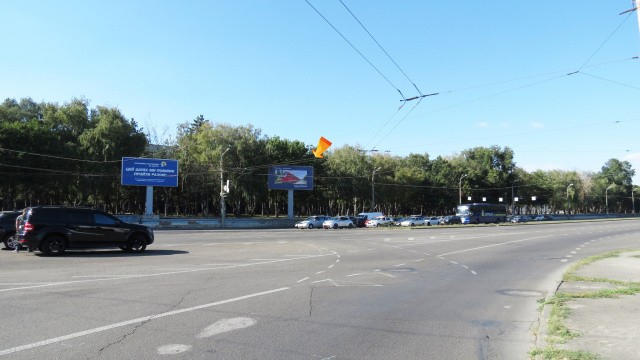Беклайт 8x4,  Розвилка пр.Богдана Хмельницького – Запорізьке Шосе, парк Пісаржевського