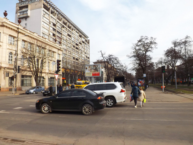Скролл 3.14x2.32,  пр.Д.Яворницького – вул.Воскресенська