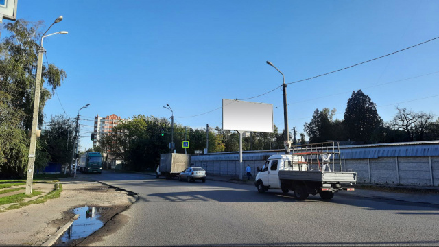 Щит 6x3,  вул.Любарського, з центру (буд.№10)