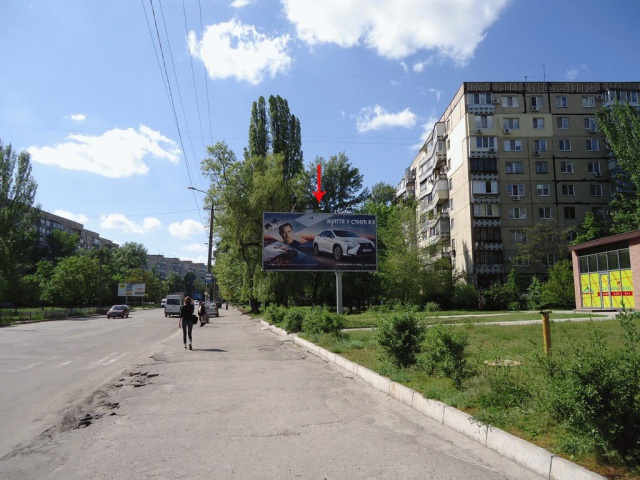 Щит 6x3,  пр.Героїв, 27, біля кафе "Фантазія", до центру