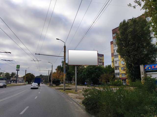 Щит 6x3,  вул.Марії Лисиченко, 17