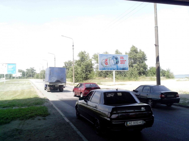 Щит 6x3,  вул.Набережна Перемоги (р-н Південного моста)