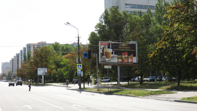 Призма 6x3,  вул. Набережна Перемоги, 40