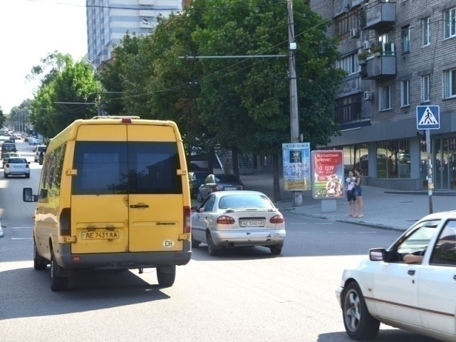 Сітілайт 1.2x1.8,  пр.Олександра Поля, 12 (маг. Інтертоп) пішохідний перехід