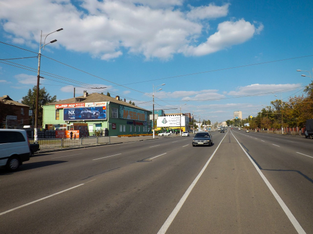 Призма 12x3,  пр.Слобожанський – вул.Новоселівська, з центру, призма 12х3